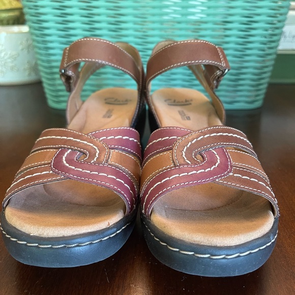 CLARKS Women's Delana Varro Dress Sandal - Picture 7 of 11